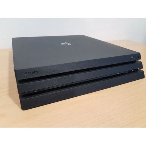 Реновиран PlayStation 4 Pro 1000GB